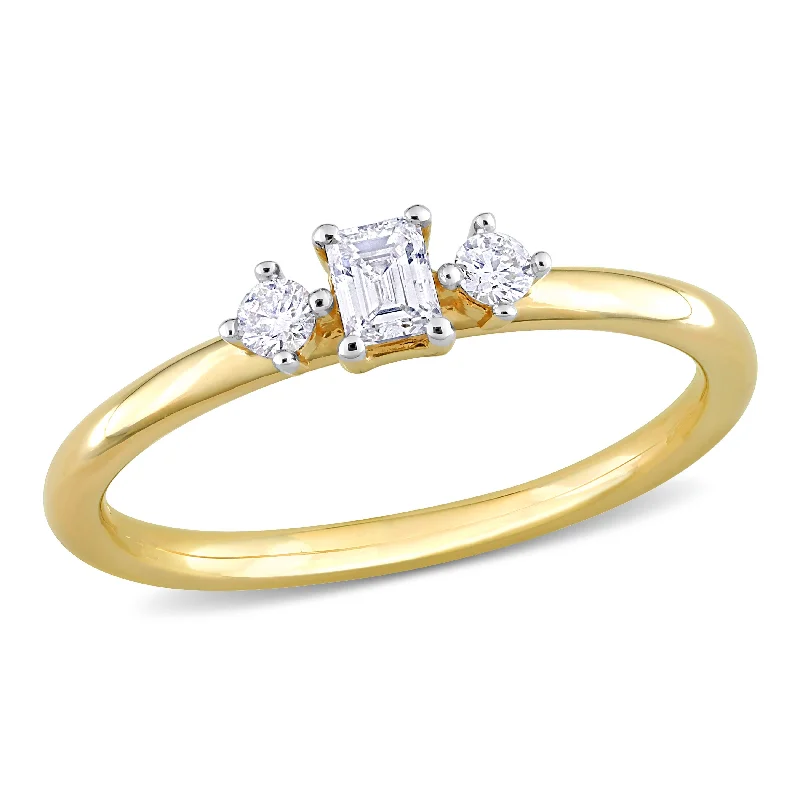 Miadora 1/4ct TDW Emerald Cut Diamond Ring in 14k Yellow Gold